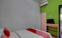 OYO 92833 Penginapan Syariah