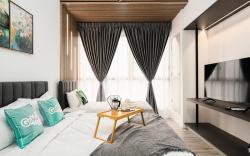 For 2-3 Pax / Family Deluxe Suite Midvalley PJ OUG