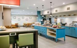 Country Inn & Suites by Radisson, Madison West, WI