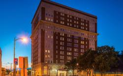 DoubleTree by Hilton Utica