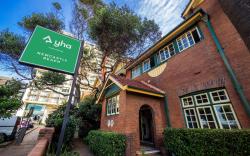 YHA Newcastle Beach