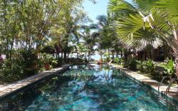 Full Moon Beach Resort