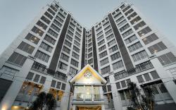 Grand Darmo Suite by AMITHYA