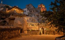 Shiraz Cave Cappadocia