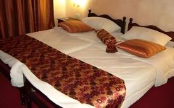 Riviera Hostel