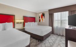 Best Western Plus Rose City Suites