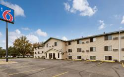 Motel 6 Albert Lea, MN
