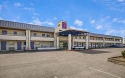 Motel 6 North Ridgeville, OH - Cleveland Intl Airport - N Ridgeville