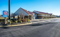 Motel 6 Manchester, TN