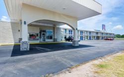 Motel 6 Van Buren, AR