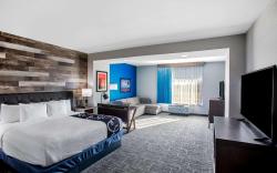 La Quinta Inn & Suites by Wyndham Pittsburg