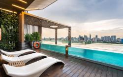 Family retreat @D1Mension/3BR/Rooftop Pool/Netflix