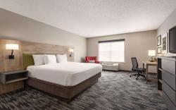 Country Inn & Suites by Radisson, St. Cloud East, MN