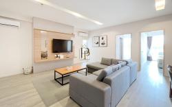 Paradise Perch Tanjung Aru Inifnity Pool 2BR