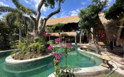Hani Hideaway