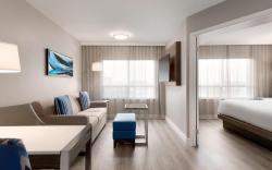 Embassy Suites by Hilton Toronto Airport
