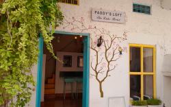 Paddy's Loft The Lake View Hostel