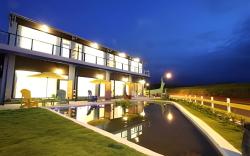 Follow Me designed B&B