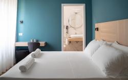 Nolana 28 Rooms in Naples