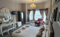 The Lyndhurst Guest house