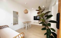 s Elbi Hygge House near UP  with Four Single Beds