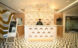 Hotel Gold In Leaf