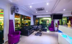 W9 Hotel 