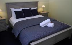 Hamilton Townhouse Motel