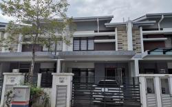 Five stars rawang homestay