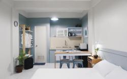 Dragonfly Transient House