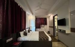 Hotel Taj Galaxy