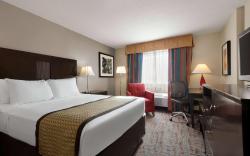 Baymont By Wyndham Belleville Airport Area