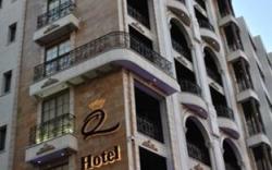 Q Hotel