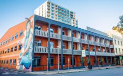 YHA Adelaide Central 