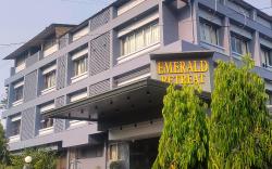 Emerald Retreat