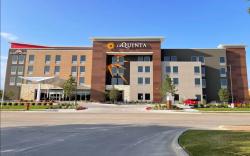 La Quinta Inn & Suites by Wyndham Williston/Burlington