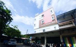 Lucky Inn & Cafe