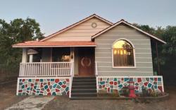 Near Gorai beach/Homestay in the Midst of Nature 