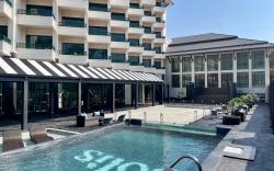 Solis Beach Hotel Rajamangala