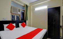 Hotel O Wamson Alpha Co living Stays