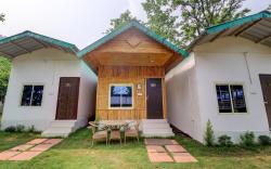 Hotel O Tapovan Rise cottages and cafe