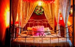 Romantic getaway to Cuenca at La Quinta de Malu