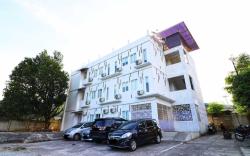 Bintaro Rumah Kayu Manis
