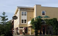 Fairhaven Village Inn
