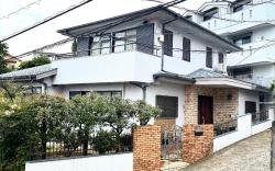 t日式庭院豪宅　寝室2部屋＋貸し部屋1室有り。4名まで宿泊可。ゆっくり過ごせる個室３部屋。
