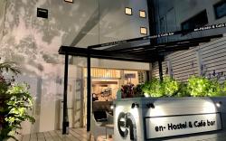En- Hostel & Cafe bar
