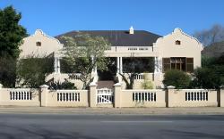 Skinkikofi Guest House