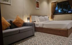 New Breakers Hotel Rawai