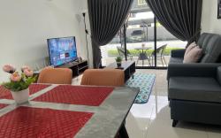 I love Manhattan Ipoh 12pax 4brd 