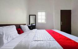RedDoorz near Stasiun Pematangsiantar